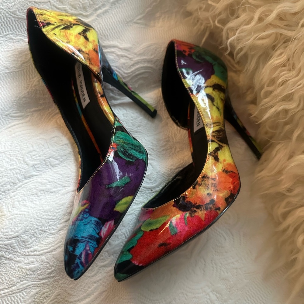 Genuine Steve Madden Multicolor Heels